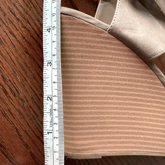 Maurices Wedge Heels - Picture 3 of 4